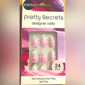 Shein press-on nails 24 pieces.